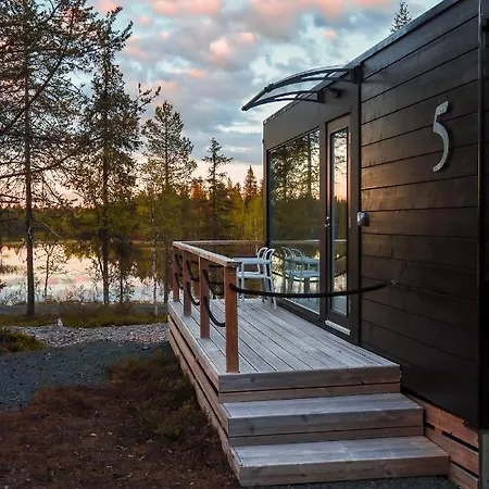 リゾート Iisakki Glass Village クーサモ