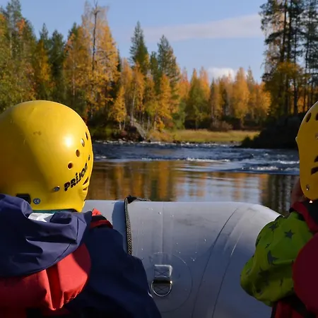 リゾート Iisakki Glass Village クーサモ