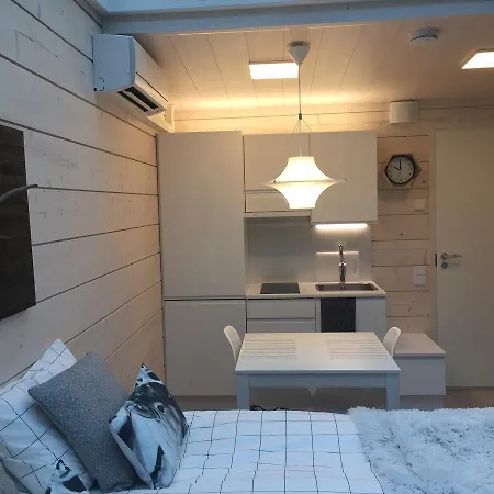 リゾート Iisakki Glass Village クーサモ