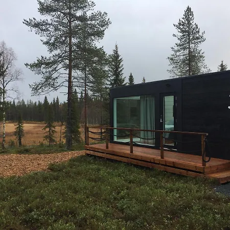 Iisakki Glass Village 3*