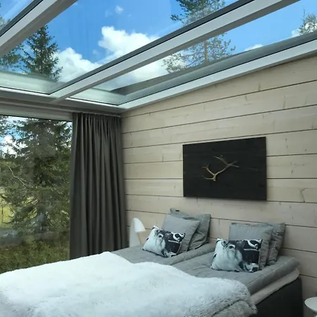 Iisakki Glass Village