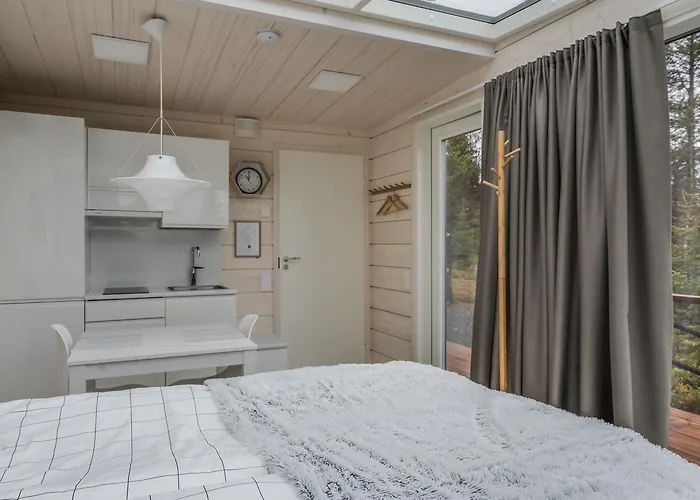 Θέρετρο Iisakki Glass Village